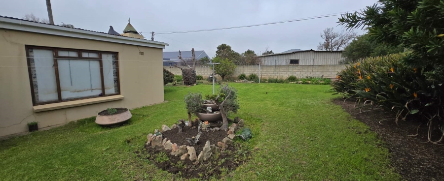 5 Bedroom Property for Sale in Riviersonderend Western Cape